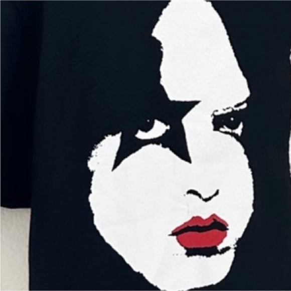 NEW KISS Graphic Tee - Picture 2 of 7